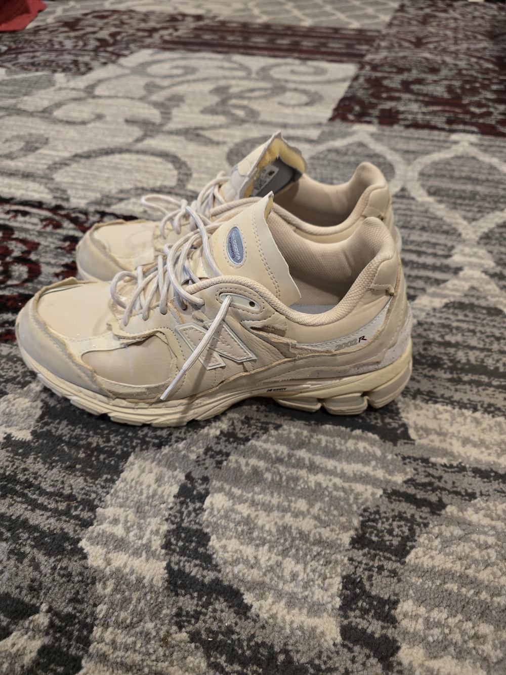 New Balance Cream Lace-Up Chunky Sneakers